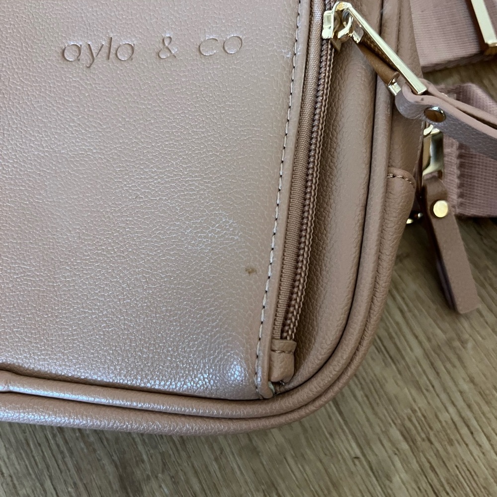 Ayla & Co The Ayla Fanny Pack - Picture 4 of 6